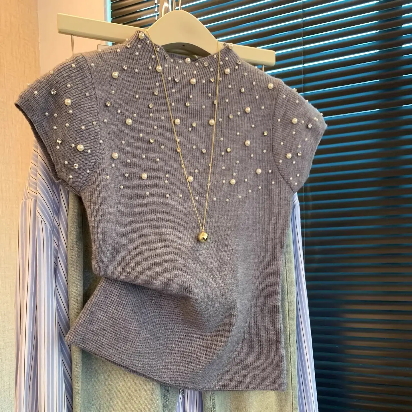 

Korean Style Beading Knit T-shirt 2026 New Women Summer Short Sleeve Tee Office Ladies Elegant Comfortable Breathable T-Shirt