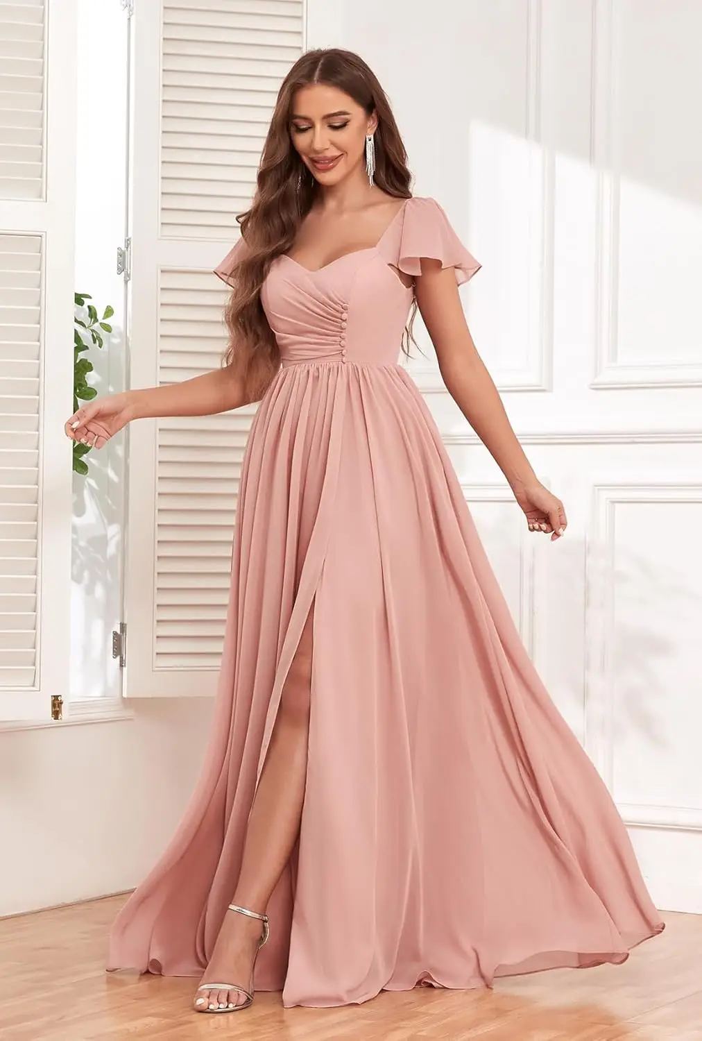 ชุดเพื่อนเจ้าสาวแบบยาวมีแขนสำหรับงานแต่งงาน ทรงเอไลน์ ผ้าชีฟองจับจีบ ชุดราตรีงานเลี้ยงอย่างเป็นทางการ มีกระเป๋า ชุดราตรีงานสำเร็จการศึกษา