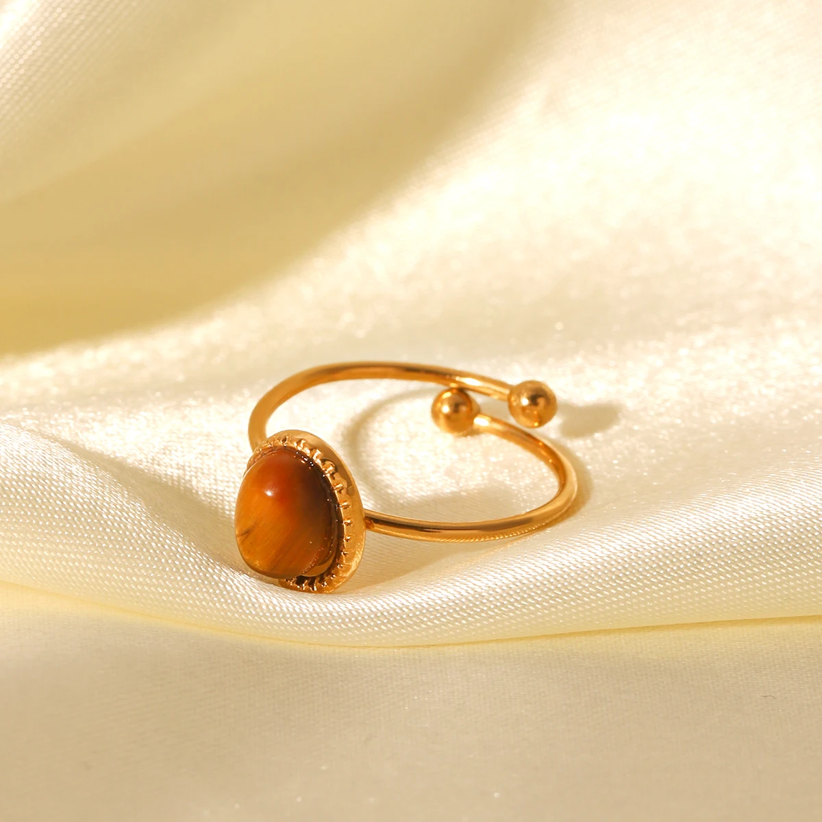 

Huang Chao Vintage 18k Gold Plated Stainless Steel Opal Ring Adjustable Wedding Ring Waterproof Women's Jewelry Gift