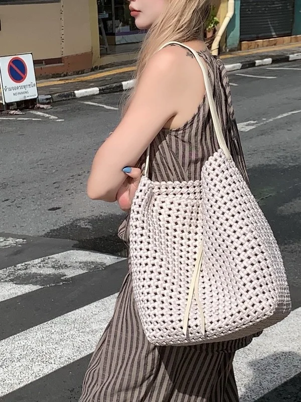 

High Quali Hanrted Leather Buet Bag Underarm Sle Mother Daughter oulder Bag Faion Luxury Lightweight 2025 New M...