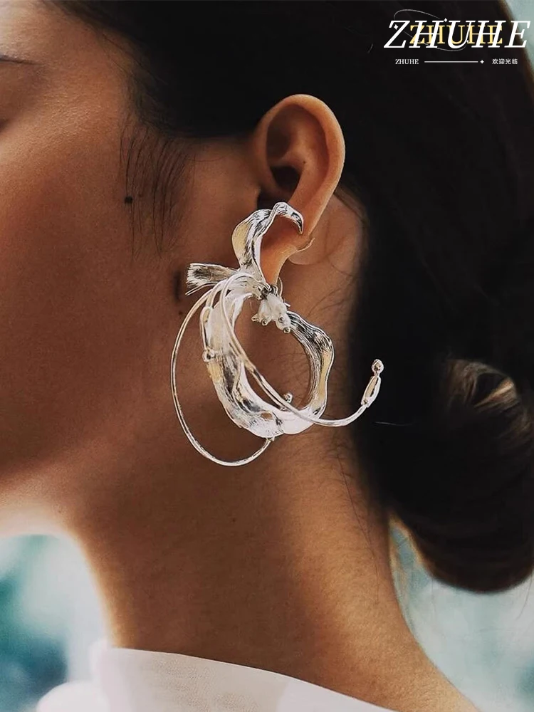 Vintage-Inspired Copper Jewelry Accessories: Artistic Statement Earrings for Women & Stylish Ornaments for Men - Bold Sculptural