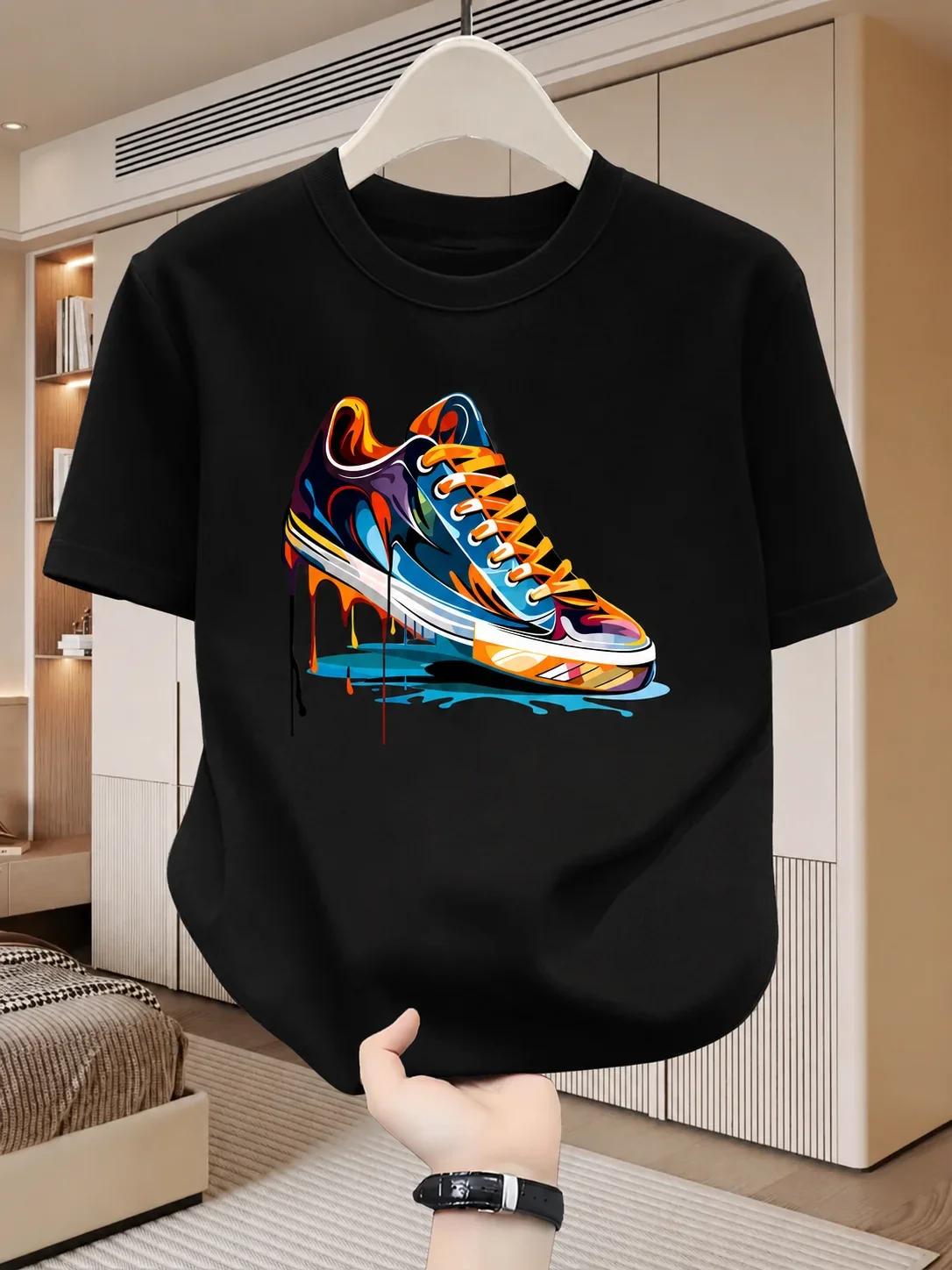 Summer men's casual personalized stylish sports shoes with graffiti print, round-neck men's and women's short-sleeved T-shirts