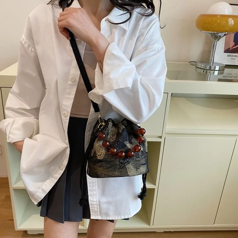 

Chic Weekend Tote Bag For Women Escape For The Weekend With This Chic And Roomy Bag