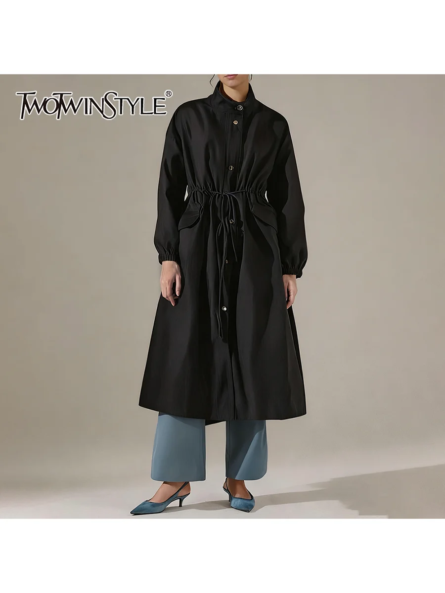 

TWOTWINSTYLE однотонные утягивающие модные плащи на шнуровке для женщин, базовый женский плащ с воротником-стойкой и длинными рукавами с высокой талией
