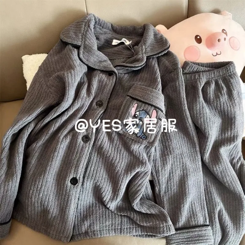 Pyjama en velours de dessin animé Stitch pour femme, ensemble de vêtements de maison étudiant, confortable et mignon, cadeau de vacances, kawaii