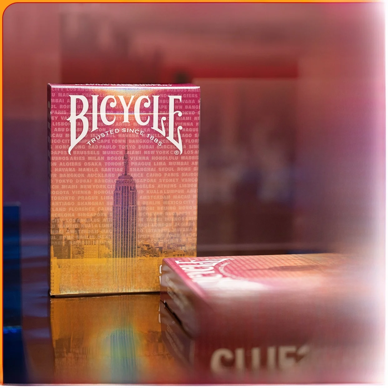 bicycle-cisoftheworld-世界の都市-トレンドの都市-プレイフラワーカット-ポーカーカード-アメリカ製の芸術的なデッキ-旅行やゲーム用
