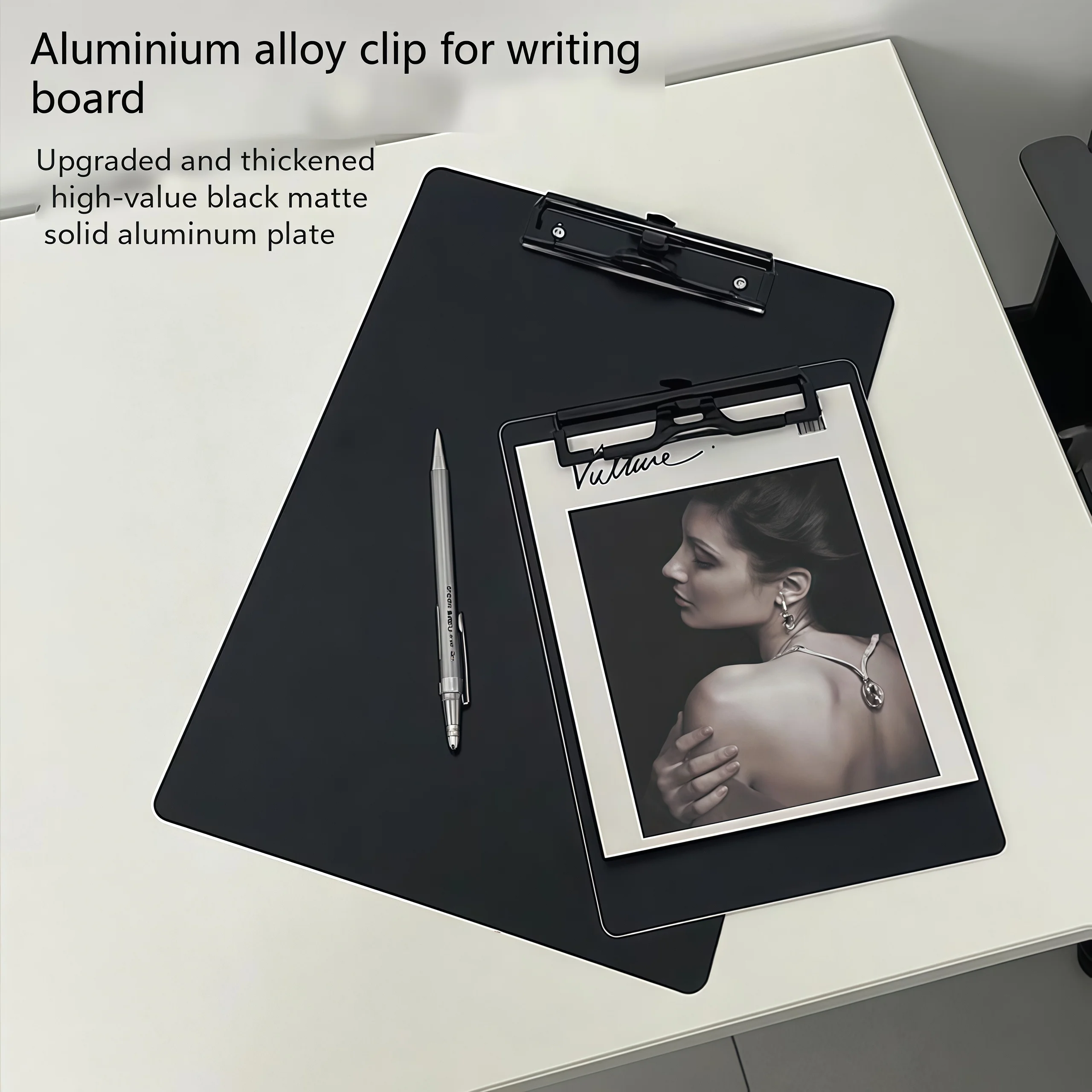 Carpeta de aleación de aluminio negra, disponible en tamaños A4, A5, y A6, con tablero de escritura engrosado y clip para documentos.