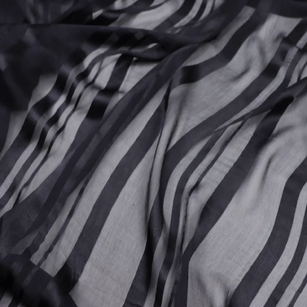 Classical Black Solid Color Soft Breathable Natural 100% Real Mulberrry Silk Stripe Satin Fabric for Modern Dress Shawl