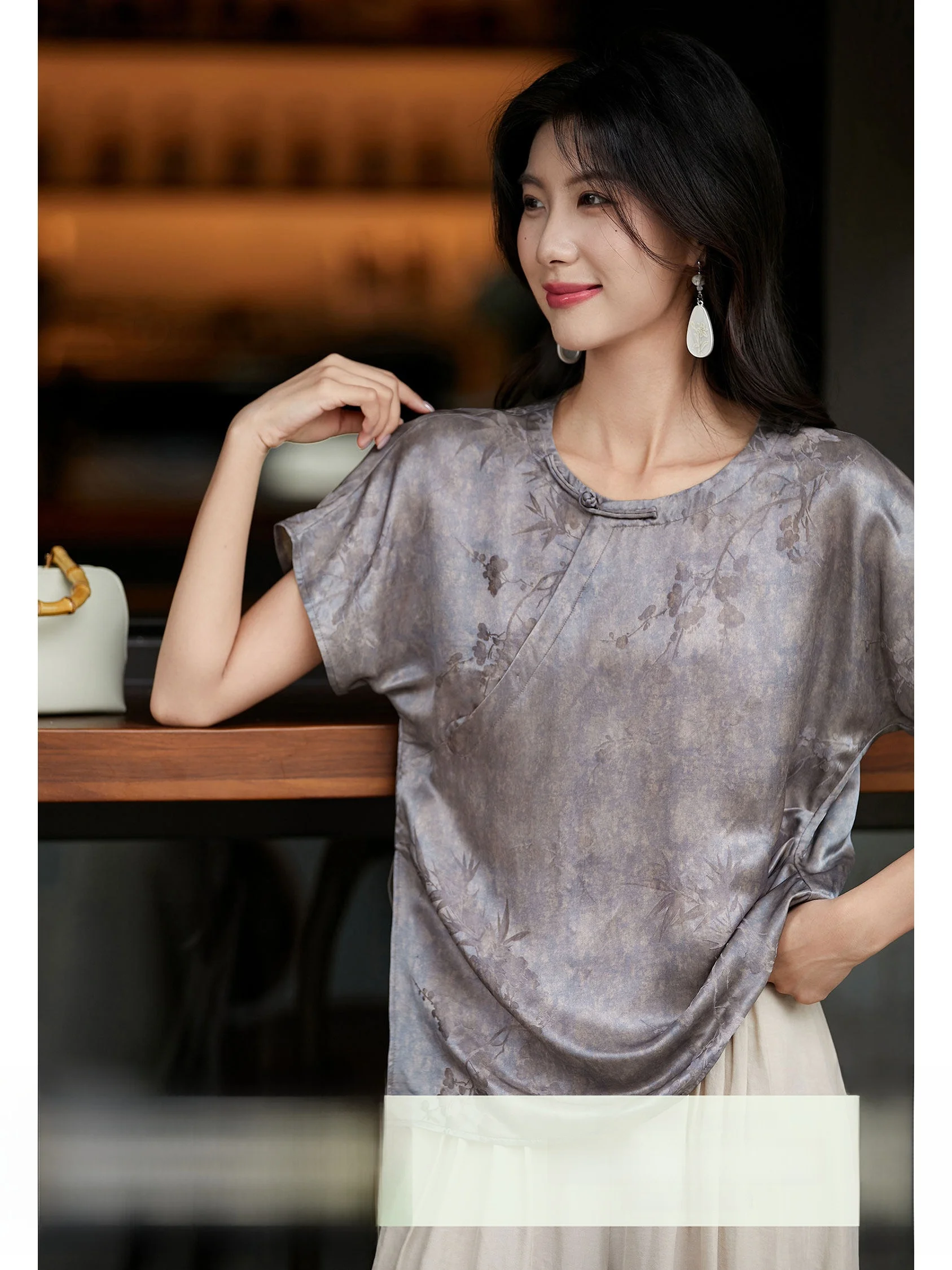 

Women's Silk irt Waist-Cinching Button-Up Top Floral Embroidery Straight Cut ort Sve round Ne Thin Breathable Skin-F...