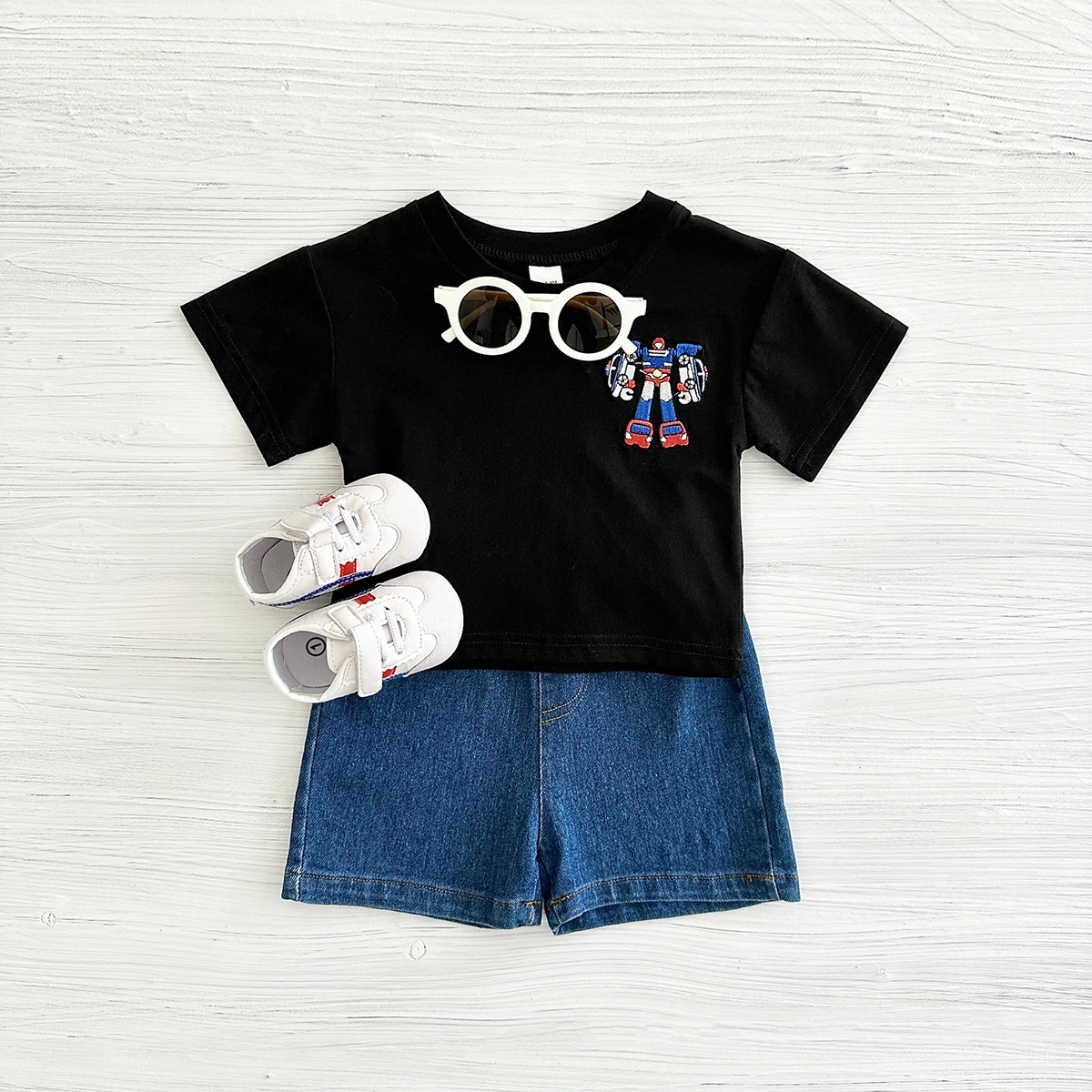 로봇 자수 반팔 티셔츠 및 데님 반바지 세트, 남아 및 여아용 의류 세트, 0-3 세 아동용 여름 세트, 2 개, 2024 신제품