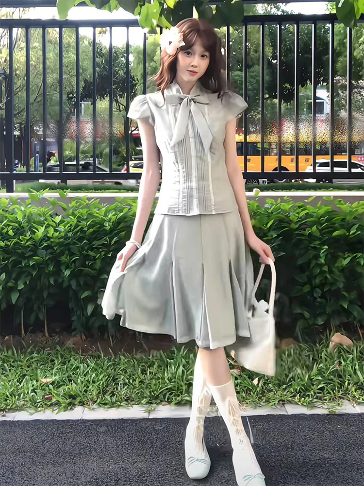 Korean Style Short Sleeve Shirt And Half Skirt Set Women's Fashion Summer 2026 New Slimming Effect Floral Design Ensemble