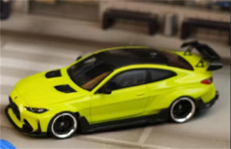 Modele samochodów odlewanych ciśnieniowo SW 1:64 G82 M4