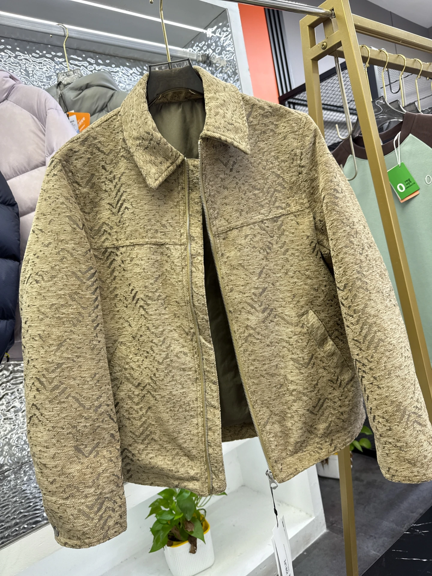 

Мужская куртка Pampa& Autumn Winter: повседневная, с воротником-стойкой, на молнии, с цветочной вышивкой, из хлопка