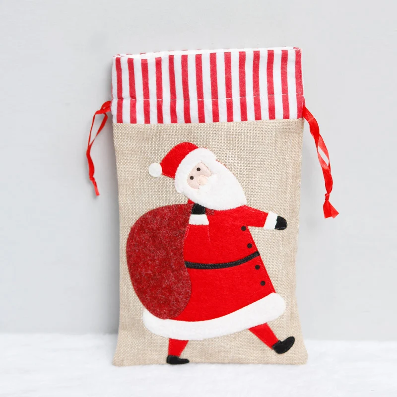 Three-dimensional Embroidery Candy Bags Eco-friendly Non-woven Fabric Red Christmas Kids Gift Bags Stylish Christmas Tote Bag