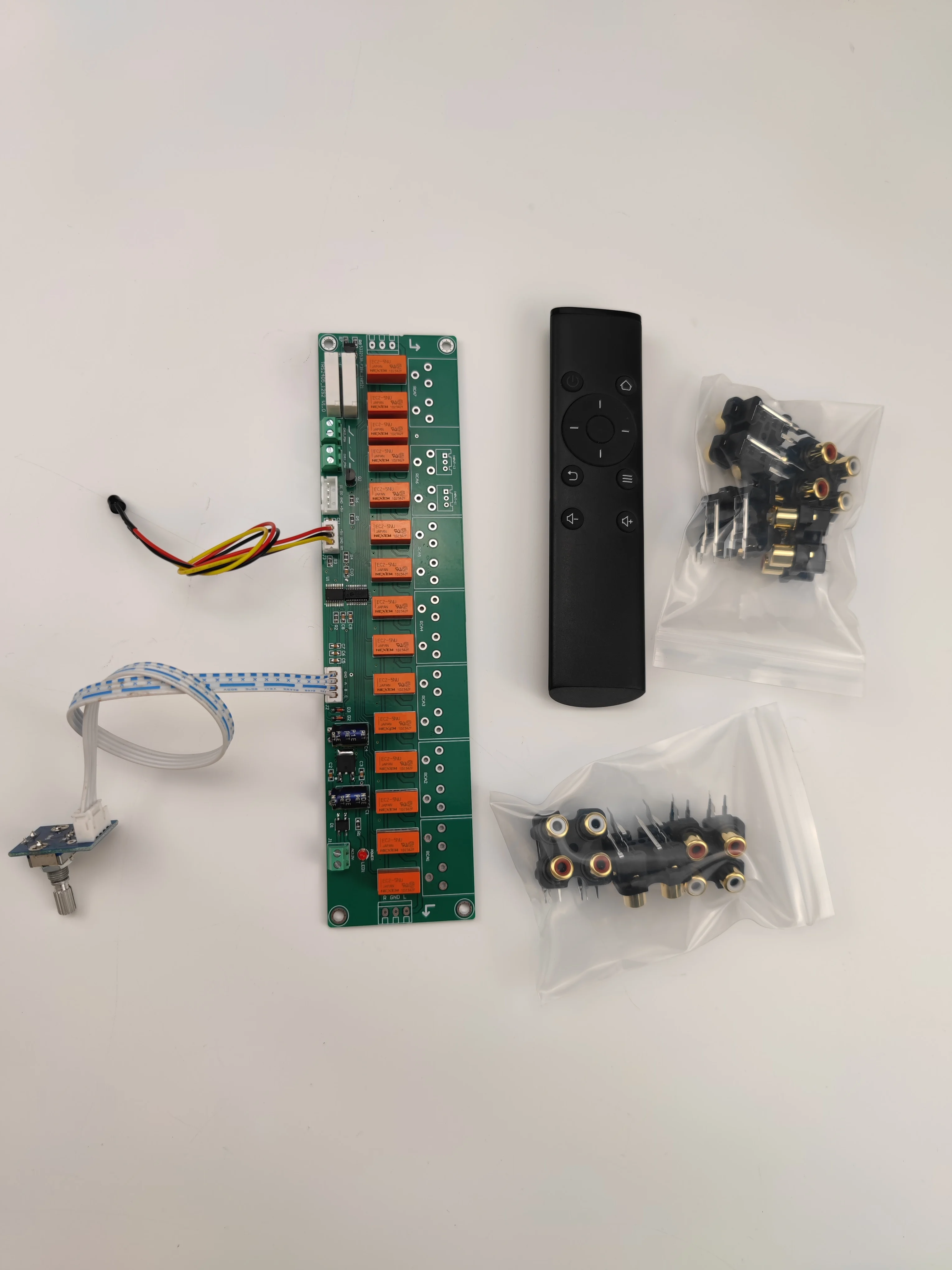 4 Channels, 6 Channels, 12 Channels, 2 Inputs, 2 Outputs, Multifunctional Remote Control Audio Signal Selection, Switching Board