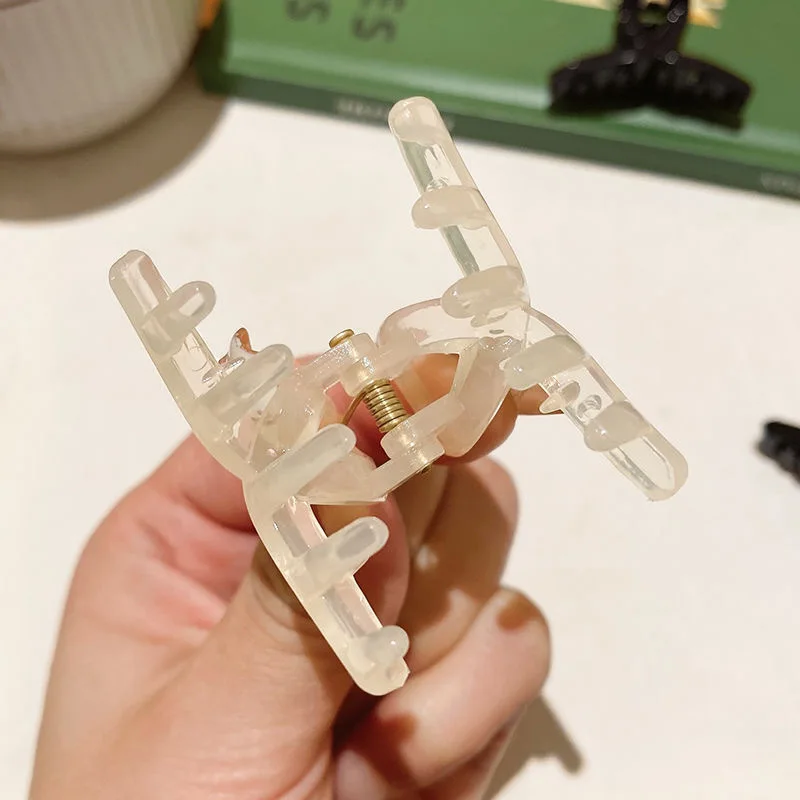 

2pcs/set 4.5cm Mini Cute Hair Claw Semi Transparent Bangs Side Clip Fashion Small Shark Clip Hair Accessories for Women Girls