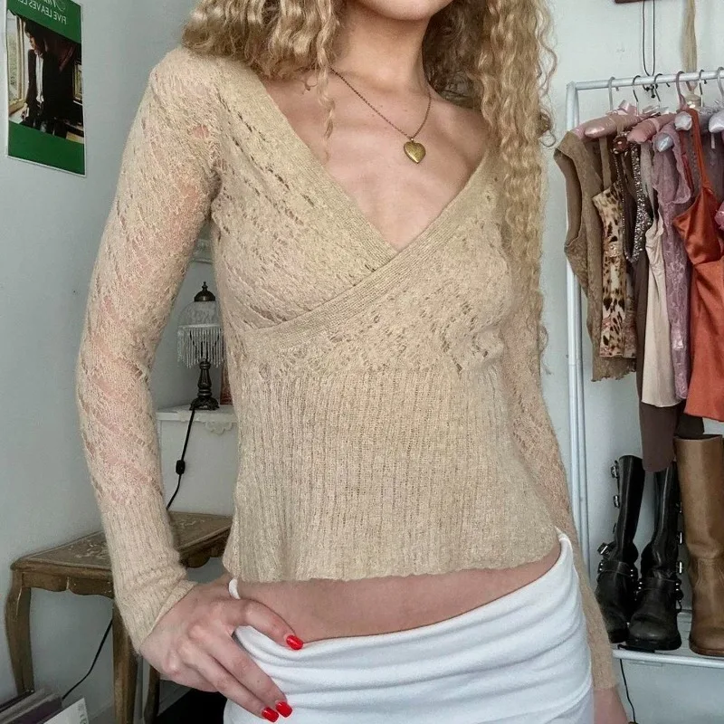 Spice Girl V-neck Texture Long-sleeved Sweater Top Slim and Thin, Hollowed Out To Make Old Sweater view 5