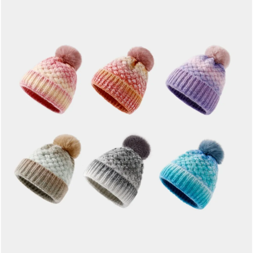 

Pompom Decoration Cute Soft Versatile Holiday Gift Youthful Luxury Warm Earmuff Hat Plush Knit Hat Colorful Gradient Felt Hat