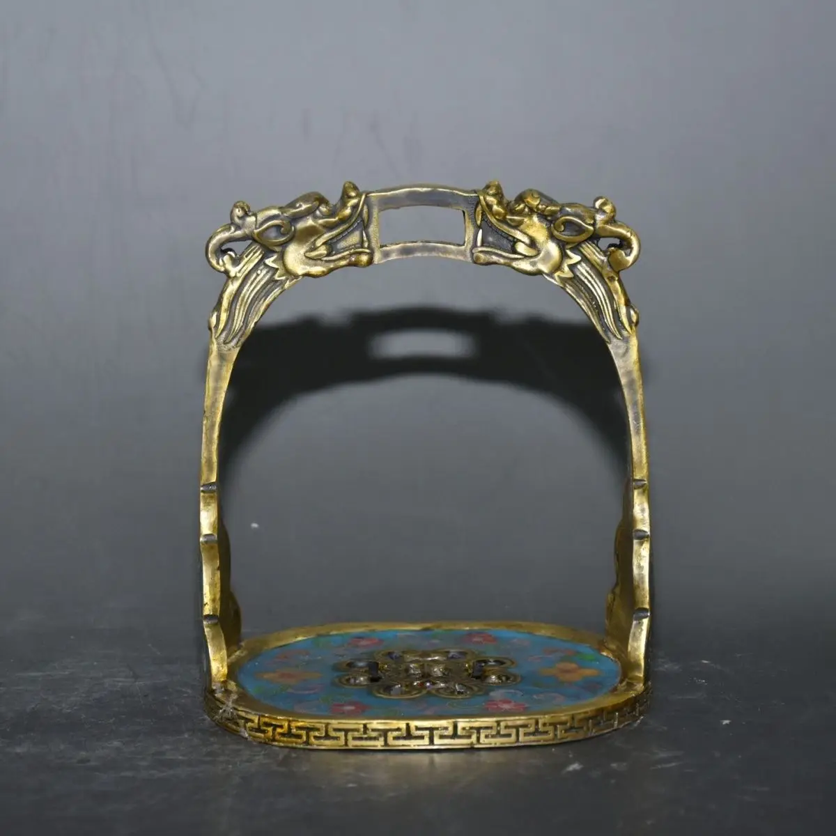 Copper tire handmade filigree cloisonne faucet stirrup width 13 cm thick 16 cm high weight 182 grams