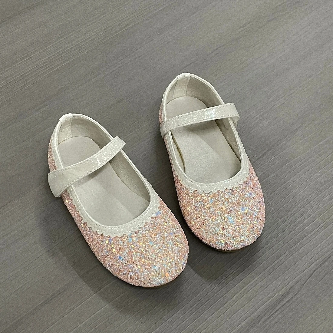 Jinyu New Arrival Fashion Rainbow Color Outdoor Activity Princess Shoes Children's Shoes Glitter Leather Durable Baby Shoes