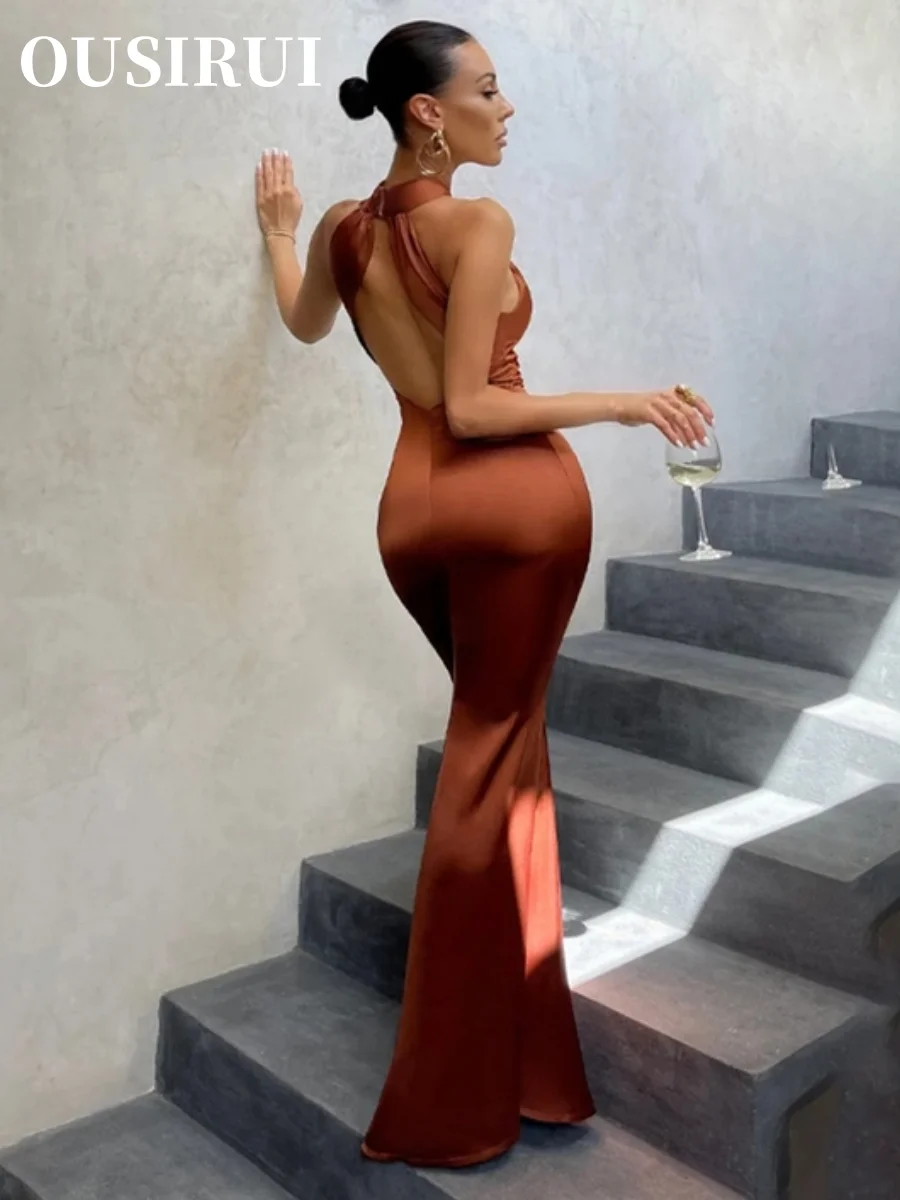 OUSIRUI 섹시한 우아한 파티 클럽 복장 저녁 생일 옷 여름 민소매 크로스 홀터넥 새틴 미디 드레스 Backless Bodycon