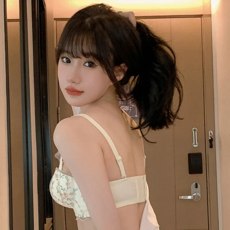 Женское нижнее белье в сборе с маленькой грудью, коллекция с плоской грудью, женский бюстгальтер с тиснением по бокам, против провисания, без стального кольца