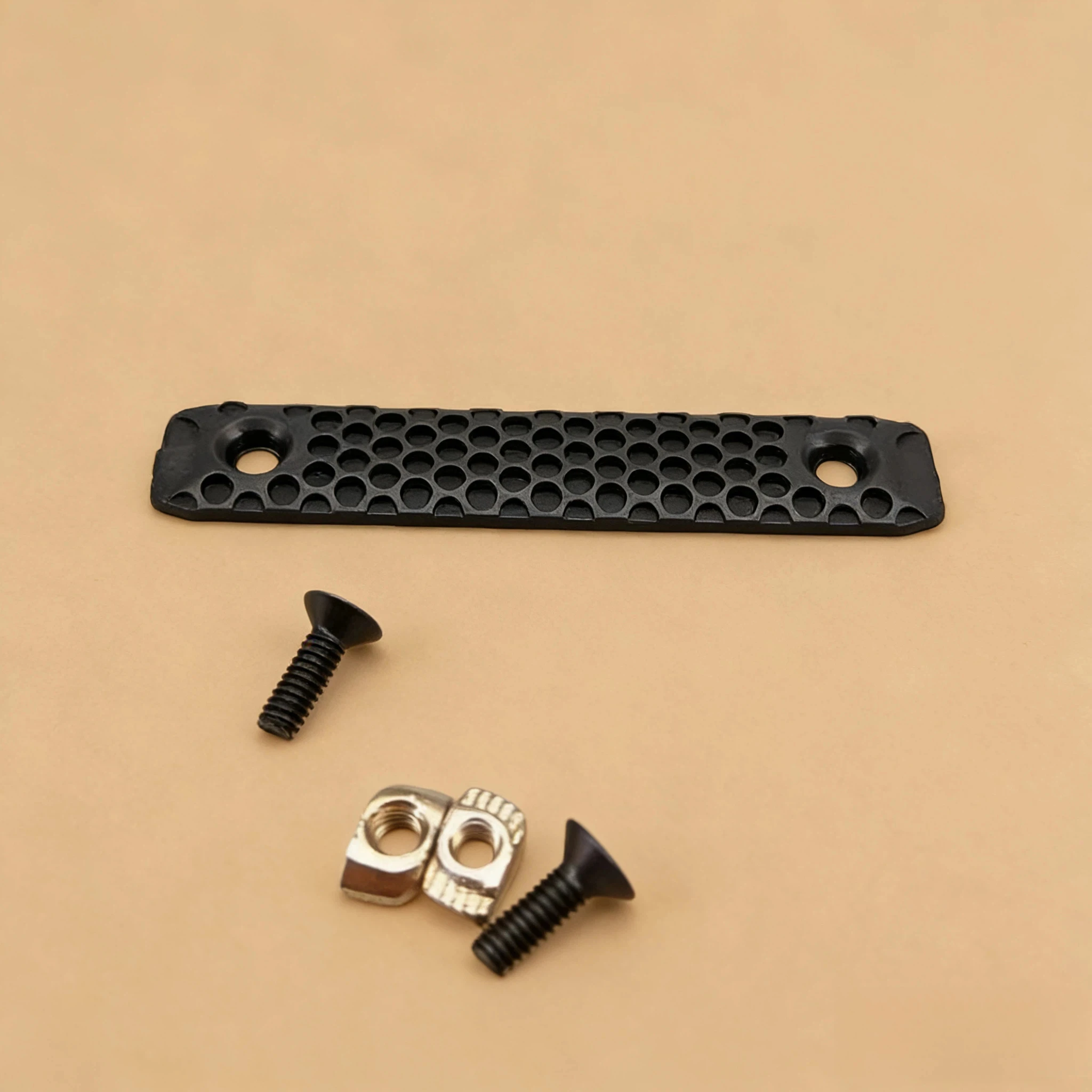 

Tactical MLOK Wood Protection Strip - Premium Nylon & G10 Honeycomb Matrix Design | Sand Dune Color Shockproof Scratch-Resistant