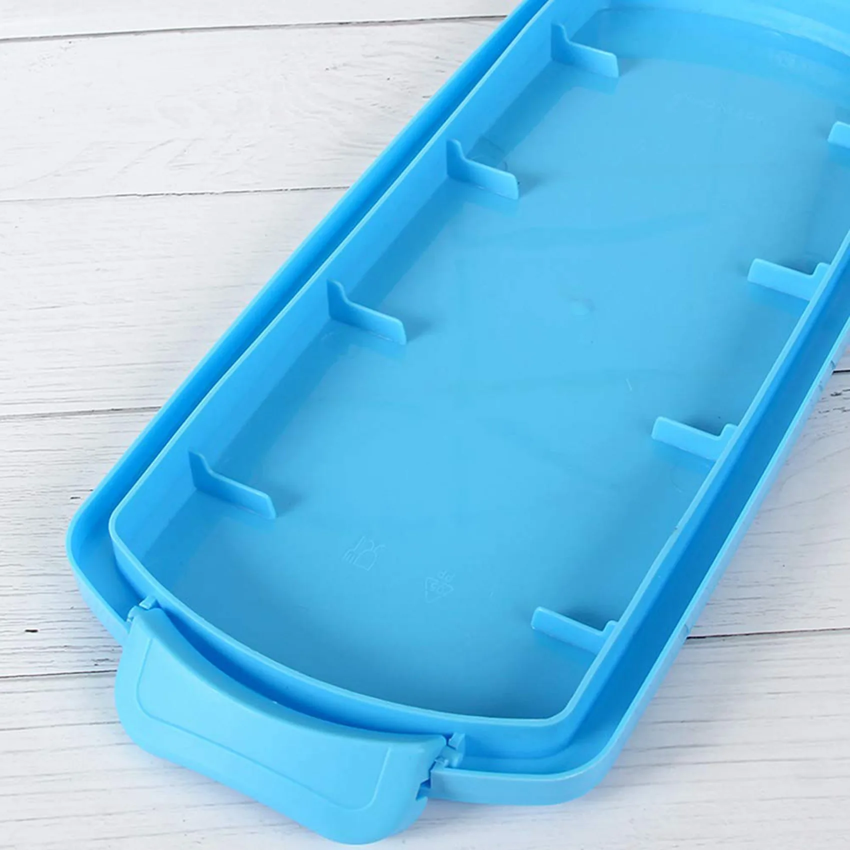 

AT21-2X Portable Bread Box With Handle Loaf Cake Container Plastic Rectangular Food Storage Keeper Carrier 13Inch