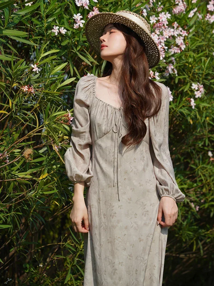

Retro style Women dress, loose heart shape neck long sleeved chiffon Dresses, vintage dress autumn spring 2024