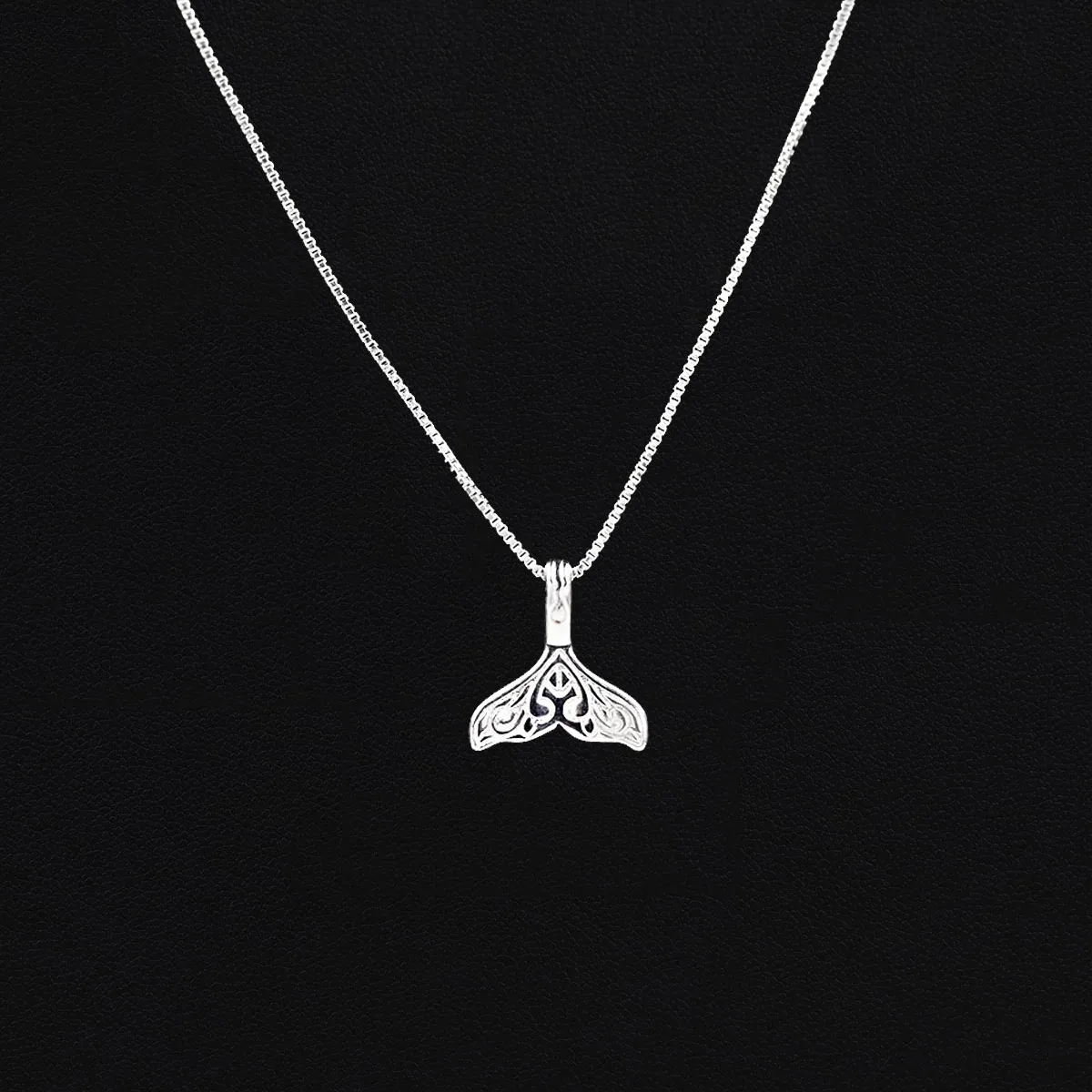 Sterling Silver Plain Whale Tail Pendant Necklace with Chain