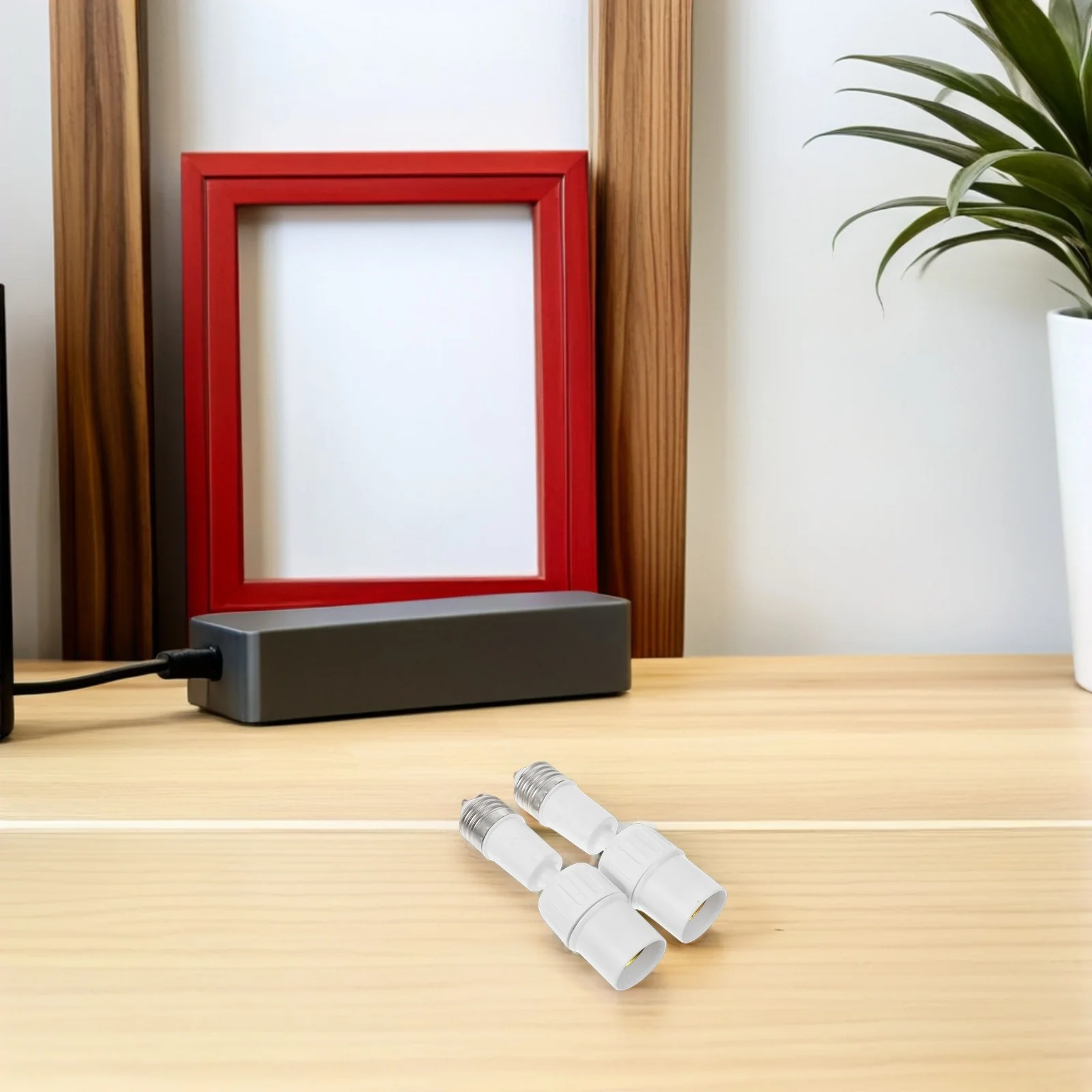 

4pcs E27 Lamp Base Converter Flexible Extension Hose Socket Adapter For Hard-To-Reach Areas Silver Lamp Holder