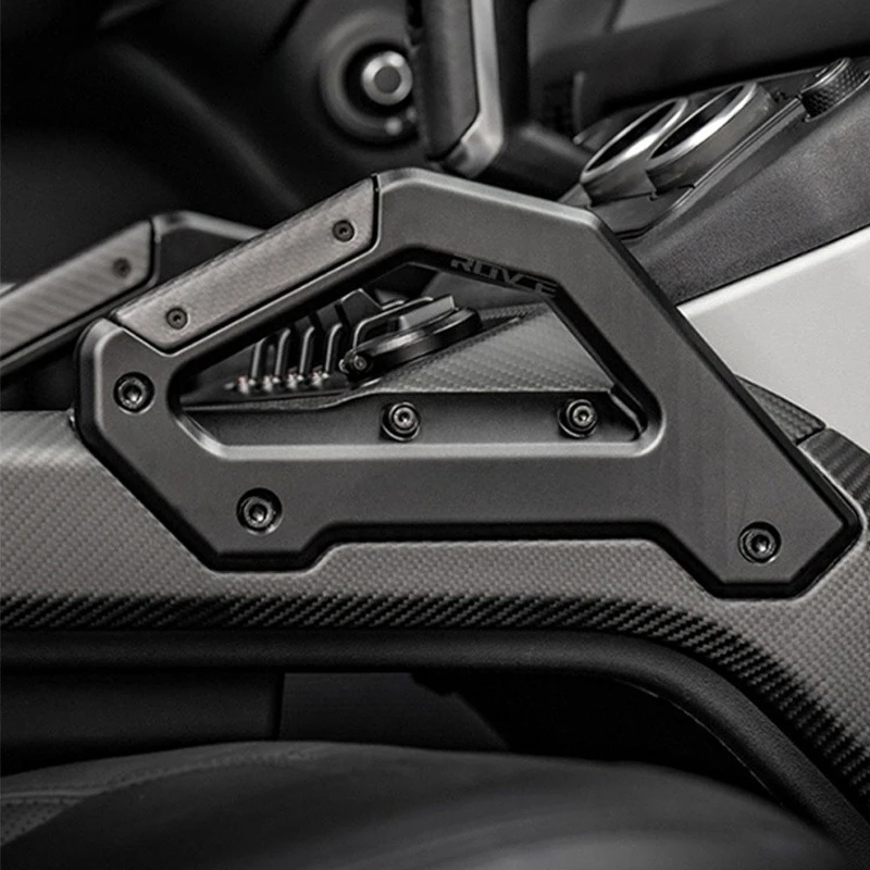 PLUMB is suitable for Land Rover Defender central operating system 4-way operation switch central control