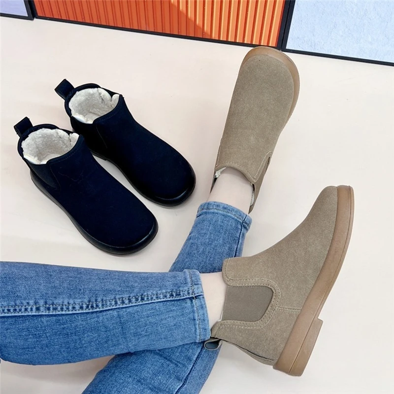Winter Velvet Women's Cotton Shoes Are Warm Simple Fashionable Flat Comfortable Versatile Short Boots Anti Slip Snow Boots