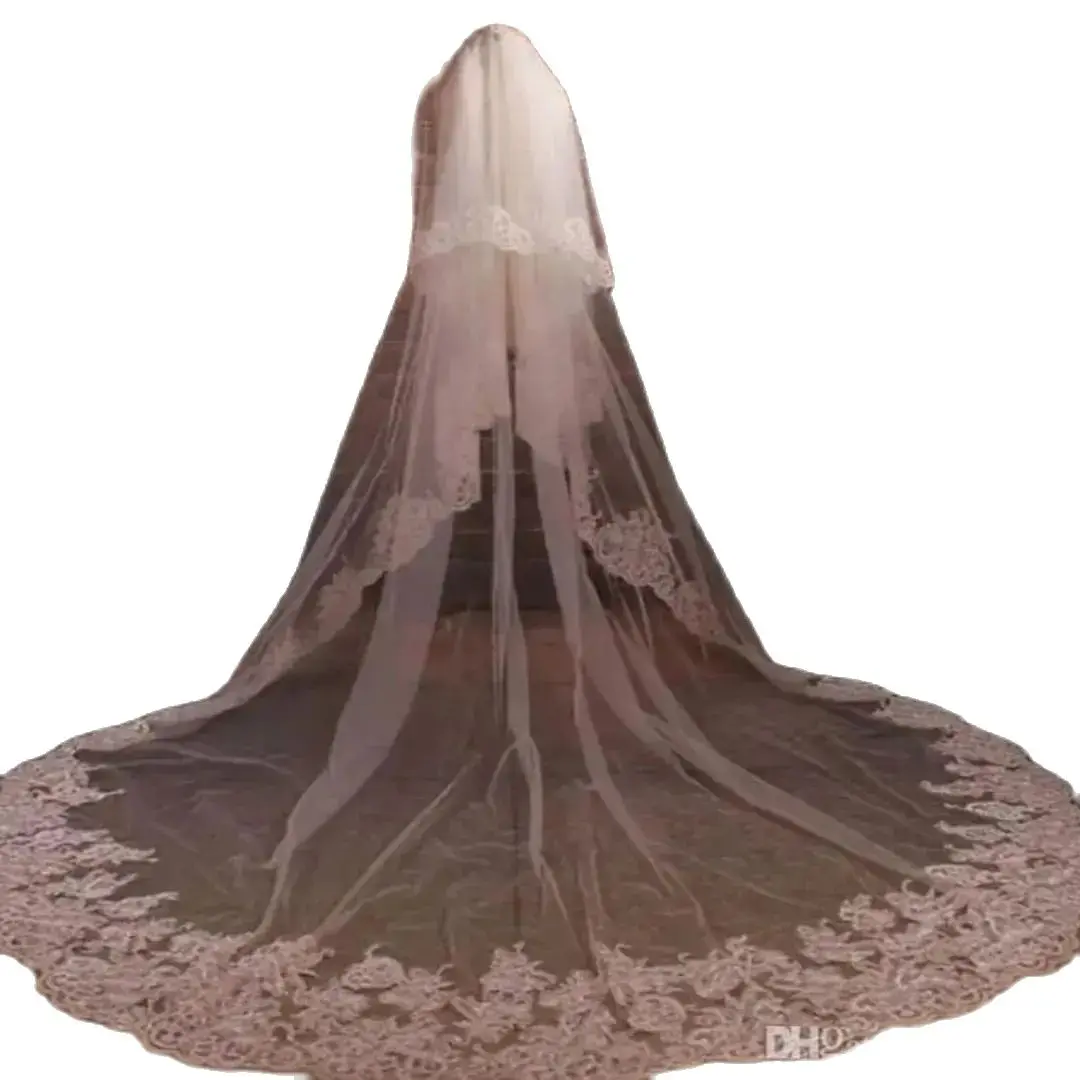 Designed Double Layers Bridal Veils Lace Appliques Beads Sequins Amazing Wedding Veils Wedding Dresses Accessories