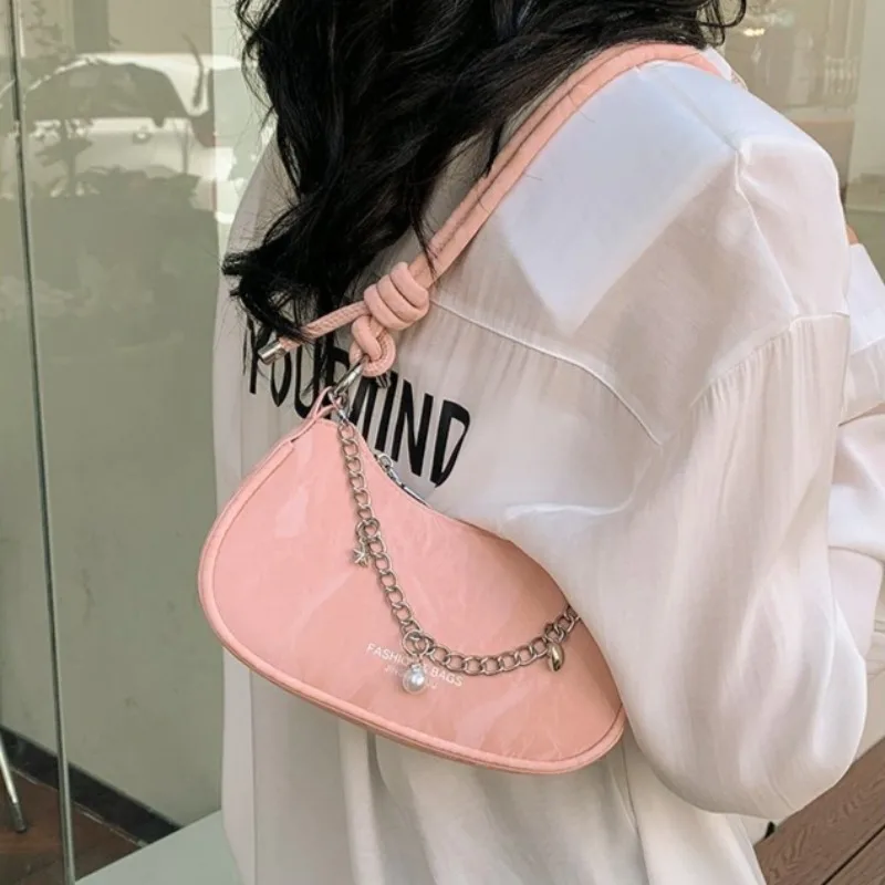 حقيبة كتف للنساء حقيبة كروس أنيقة وبسيطة تحت الإبط حقيبة متعددة الاستخدامات للنساء والفتيات