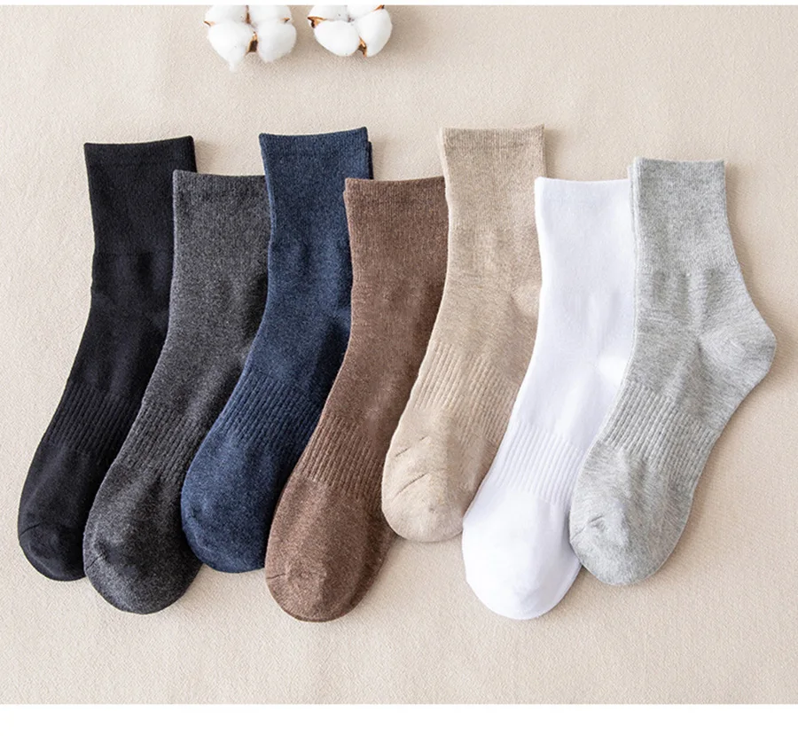 

1 Pair Comfortable Cotton Men Socks Solid Colors Black White Brown Casual Autumn Basketball Sock Calcetines Hombre носки мужские