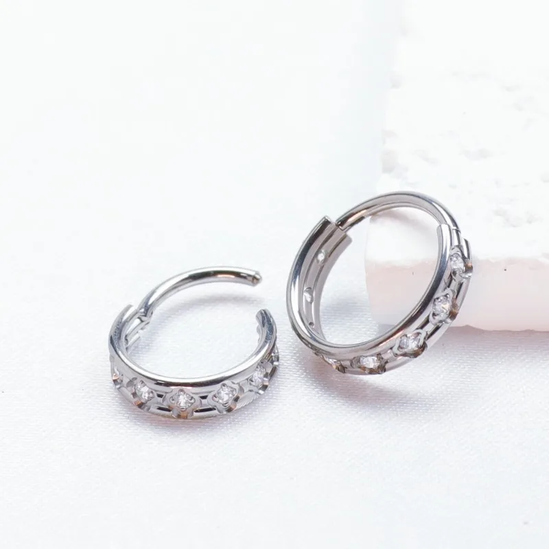 2/5pcs F136 Titanium Tragus Piercing Carving Plum Blossom Zircon Clicker Nose Rings Cartilage Earrings Hinged Body Jewelry