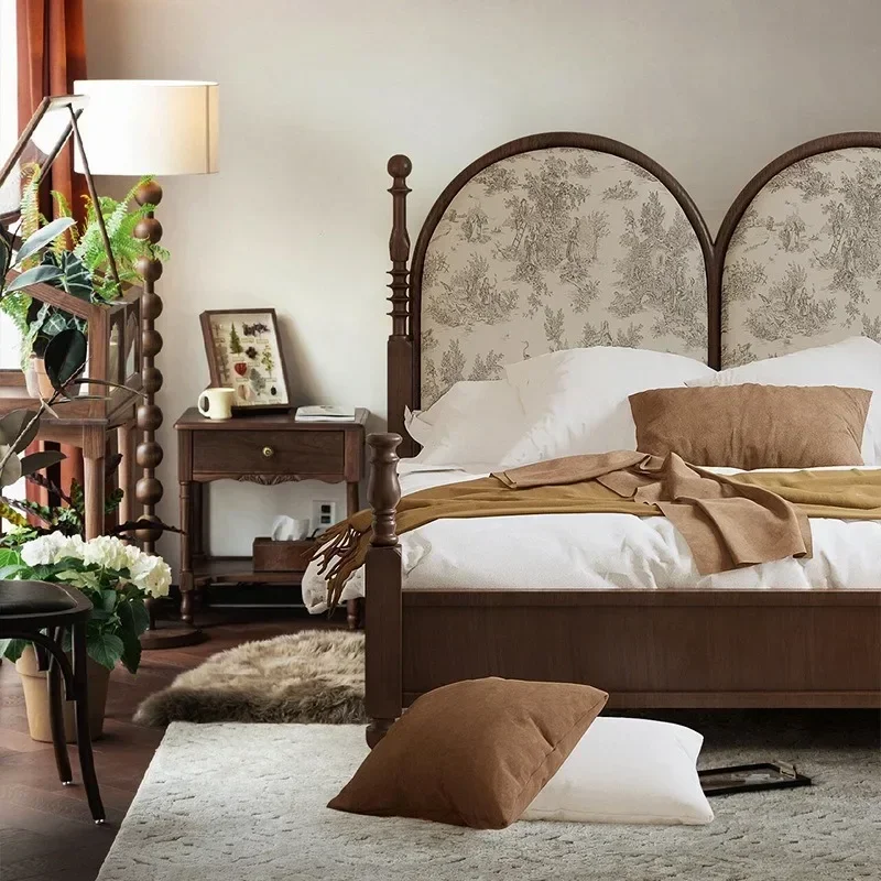 French retro old Paris double solid wood bed master bedroom black high backrest soft bag bed American Roman column velvet bed