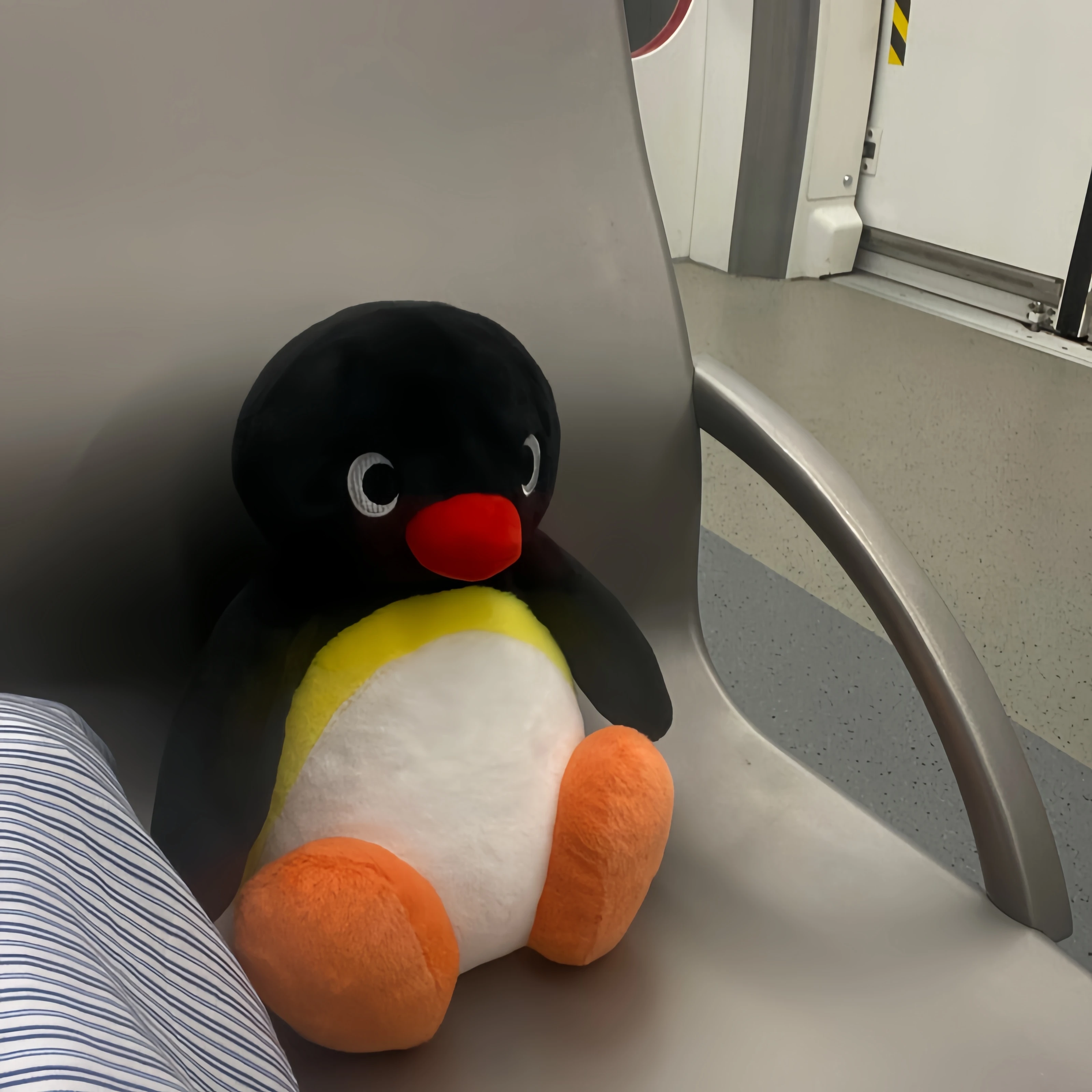Adorably Big Size Penguin movable joints Plush Toy Pingu Kawaii Penguin Stuffed Doll Cartoon Animal Cute Home Decor Kid Gift