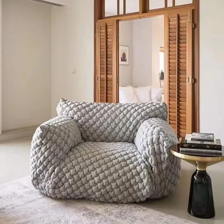 โซฟาผ้าสไตล์อิตาเลียนวาบิ-ซาสึเกะ สำหรับห้องนั่งเล่น ห้องนอน อพาร์ทเมนต์ขนาดเล็ก ดีไซน์สร้างสรรค์ สีน้ำเงินไคลน์ โซฟาเดี่ยว