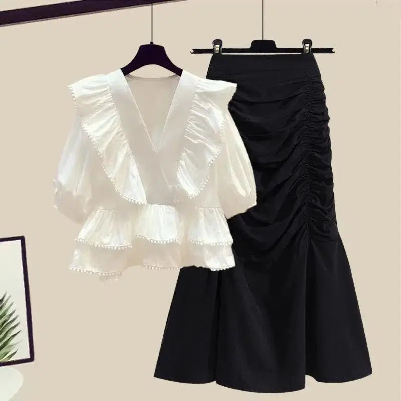 Summer Set for Women\'s New Korean Version, Reducing Age and Slimming Short Sleeved Top and Skirt Two-piece Set