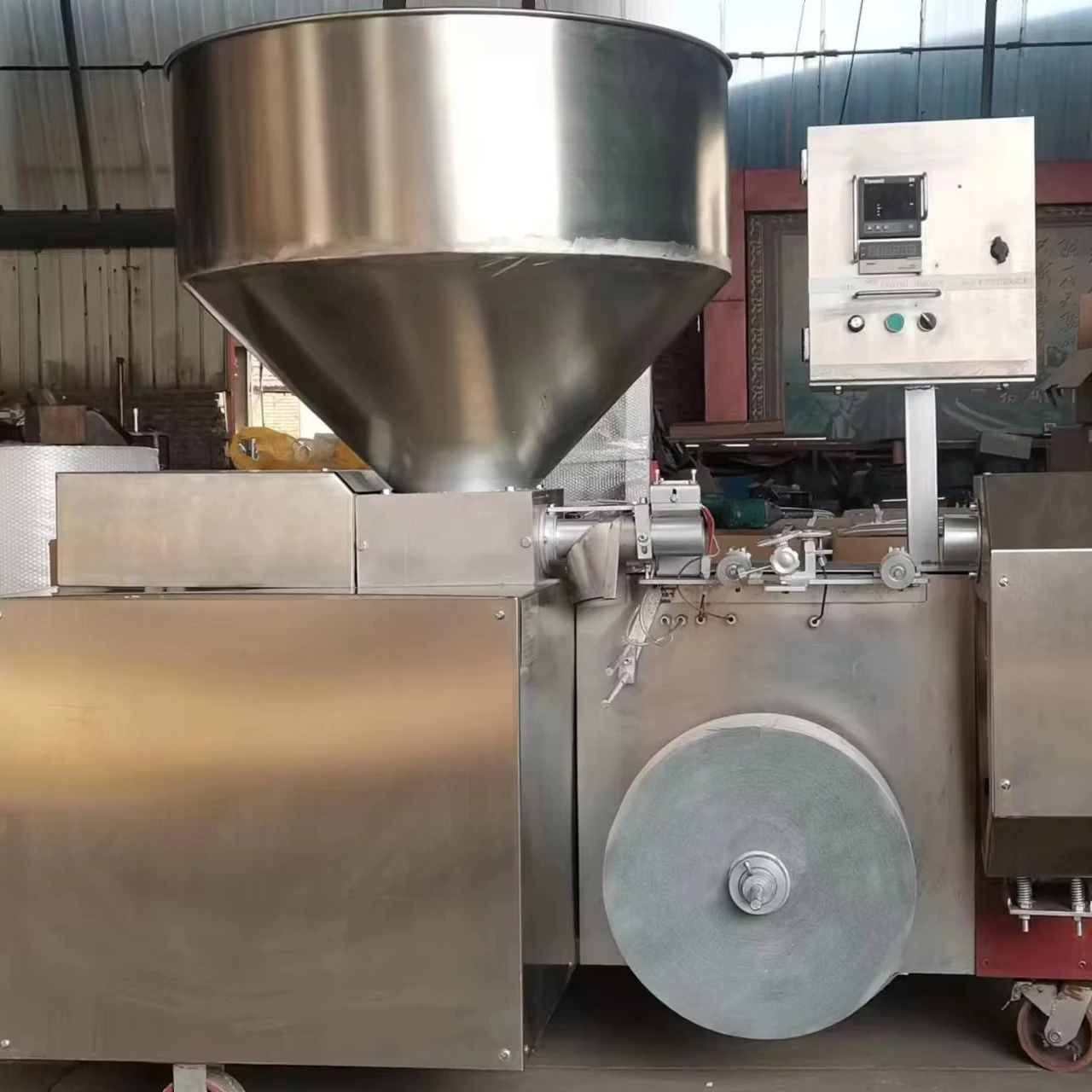 Non-woven Nutrient Block Molding Machine, Lightweight Filling Machine, Fully Automatic Nutrient Soil Dispenser