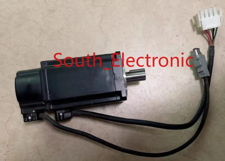 GYS401DC1-SA  servo motor ,  In good working condition, free shipping