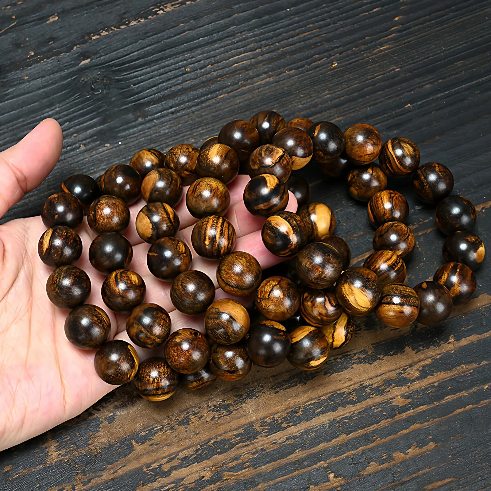 Chinese Style Lucky Papua Gongmu Beaded Bracelet Natural Scented Sinking Old Wood Prayer Mala Unisex Blessing Jewelry For Couple