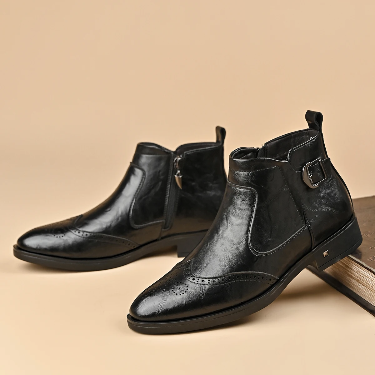 Four SeasonsNew Retro High Men's  Boots Dress BusinessWorking Boots Lace-up Leather Comfy Flat Flatre sistant Casual Shoes