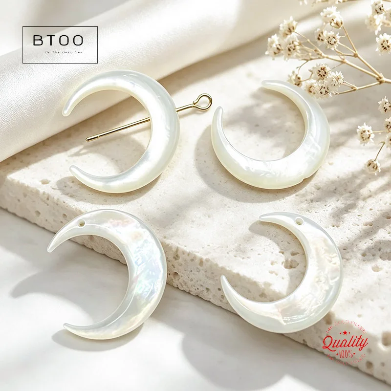 Natural White Shell Crescent Moon ,Hand Carved Mother of Pearl Double Horn Crescent , Hole 0.8mm Jewelry Accessories