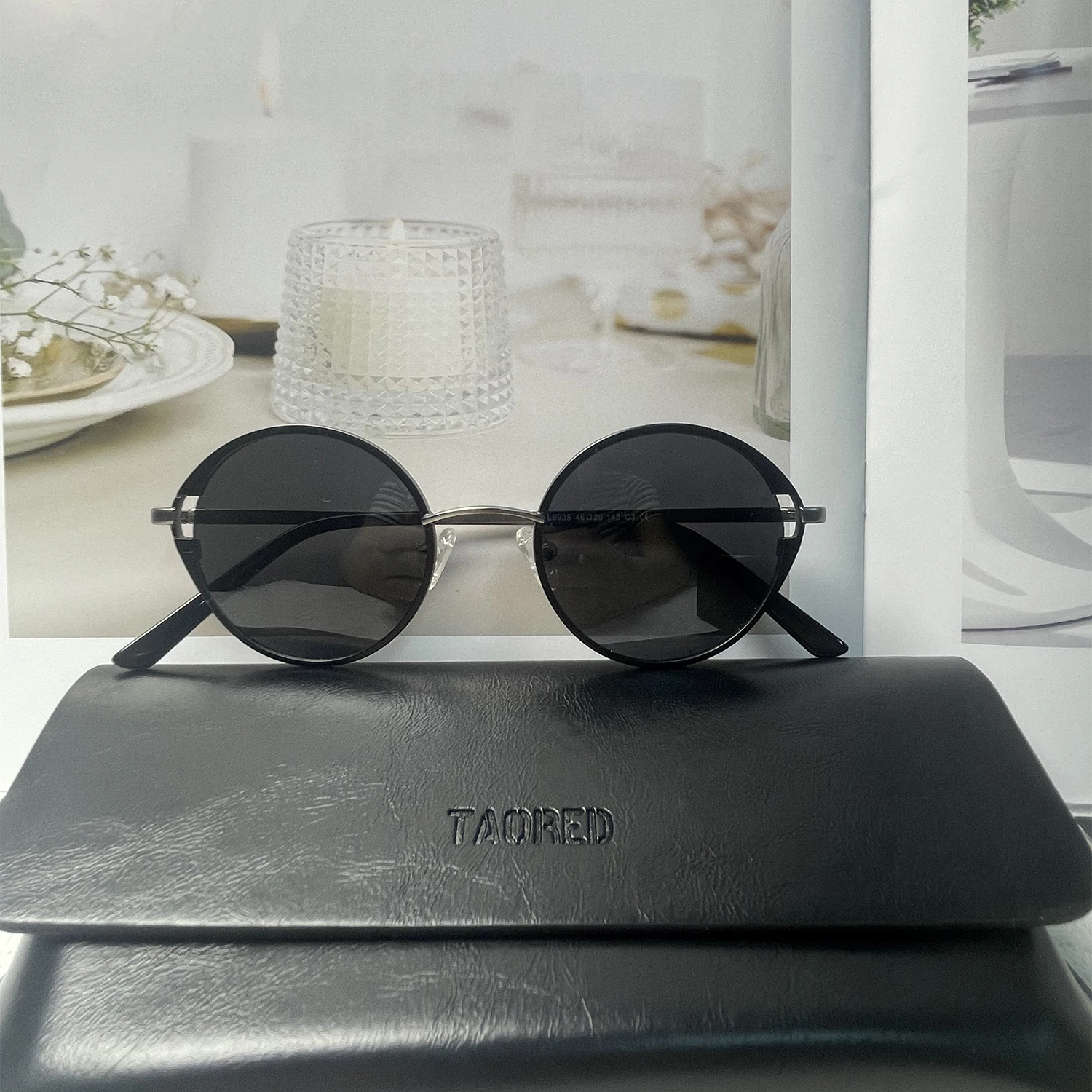 

New Trendy Fashion Women's Sunglasses with Case Elegant Round Metal Frame Designer Lightweight Polarized UV400 Sunglasses