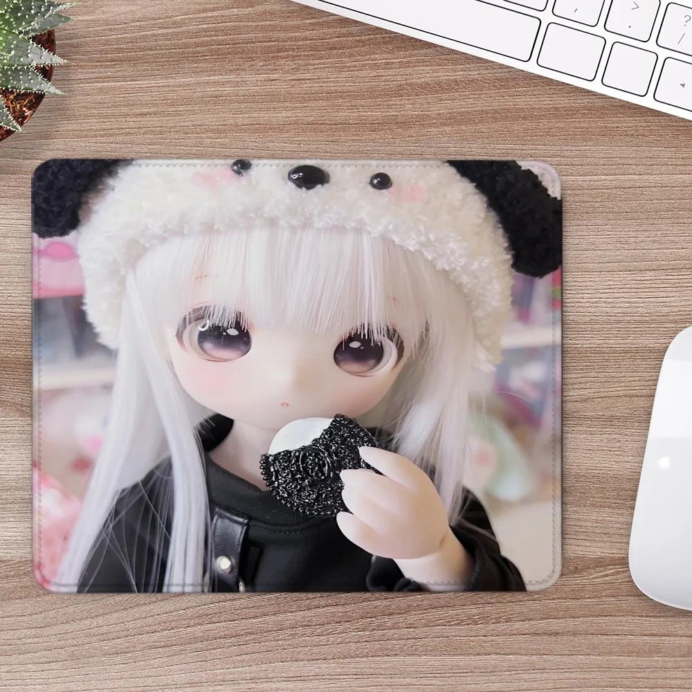Small Cute Anime Computer Mouse Pad Gaming Mat Barbie Dolls Office Desk Accessories Mousepad Gamer Offices Mats Gadgets Mause