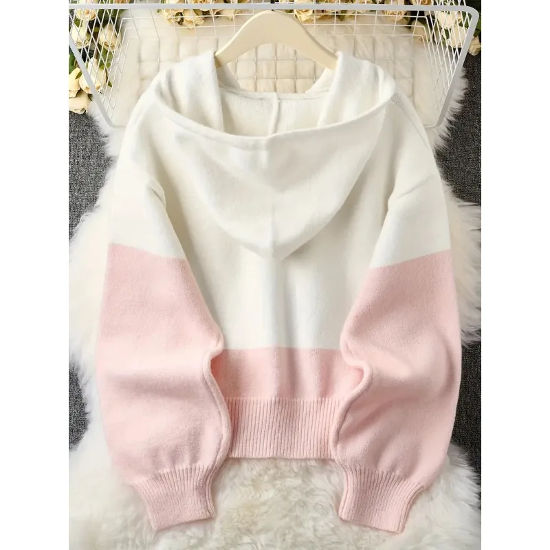 เสื้อคลุมคาร์ดิแกนไหมพรมแบบมีฮู้ดไล่สี เสื้อยืดแขนยาวลำลองแบบกระดุมแถวเดียวสำหรับผู้หญิง เสื้อฮู้ดมีเชือกผูก