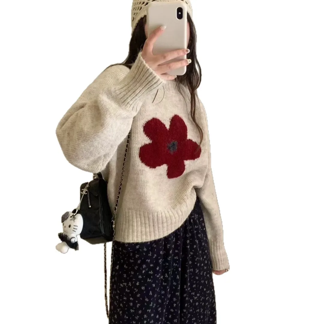 Flower Sweater Pullover for Women in Autumn Loose Outerwear with Short Versatile Sweater Top Trendy Short Knitted Sweater